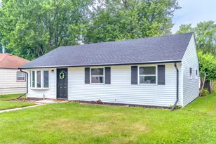 438 N Lindberg St, Griffith, IN 46319 - Photo 3