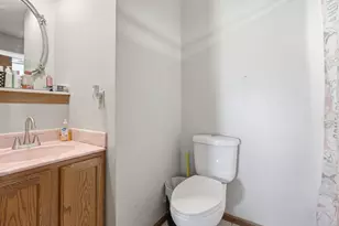 6512 Ravenwood Ave, Portage, IN 46368 - Photo 25