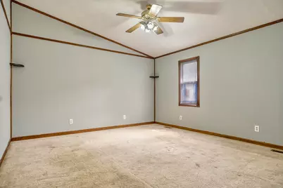9713 N 490 E, Demotte, IN 46310 - Photo 13