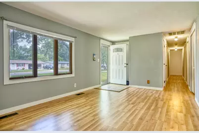 9713 N 490 E, Demotte, IN 46310 - Photo 5