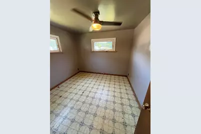 3168 Pulaski Street, Hobart, IN 46342 - Photo 9