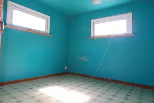 3168 Pulaski St, Hobart, IN 46342 - Photo 9