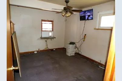 3168 Pulaski Street, Hobart, IN 46342 - Photo 11