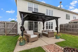 297 Fox Trail Ct, Hobart, IN 46342 - Photo 15