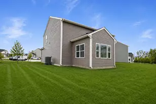 10524 California St, Crown Point, IN 46307 - Photo 35