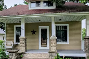 724 Garfield St, Hobart, IN 46342 - Photo 1