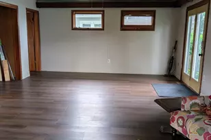 724 Garfield St, Hobart, IN 46342 - Photo 9