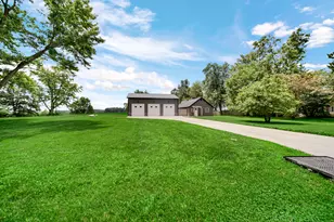 674 W 1000 S, Hebron, IN 46341 - Photo 17