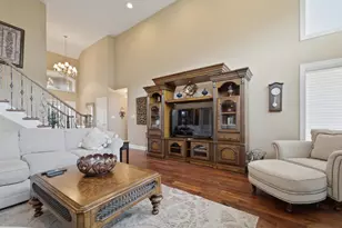 9270 Doubletree Dr N, Crown Point, IN 46307 - Photo 7