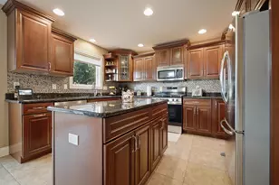 9270 Doubletree Dr N, Crown Point, IN 46307 - Photo 15