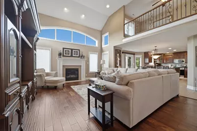 9270 Doubletree Drive N, Crown Point, IN 46307 - Photo 5