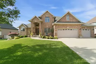 9270 Doubletree Dr N, Crown Point, IN 46307 - Photo 1
