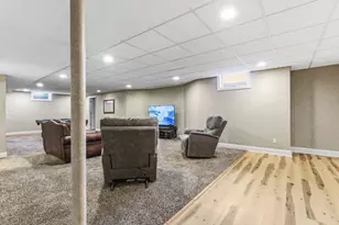 9241 Ruth Ct, Saint John, IN 46373 - Photo 35