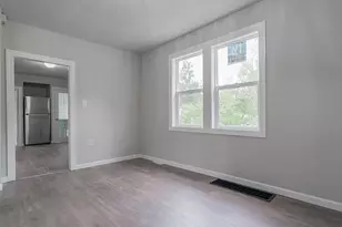 4305 Ostedt Dr, Valparaiso, IN 46383 - Photo 5
