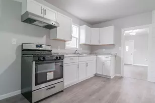 4305 Ostedt Dr, Valparaiso, IN 46383 - Photo 7