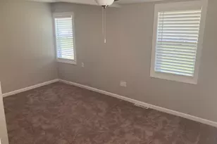 4305 Ostedt Dr, Valparaiso, IN 46383 - Photo 9
