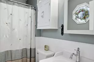 291 Streamwood Dr, Valparaiso, IN 46383 - Photo 25