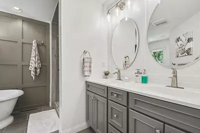 8049 W Applewood Drive, La Porte, IN 46350 - Photo 11