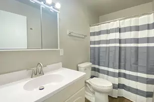 5512 Washington St, Merrillville, IN 46410 - Photo 7