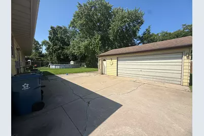 1918 Sir Richard Road, Schererville, IN 46375 - Photo 3