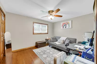 8940 White Oak Avenue, Munster, IN 46321 - Photo 9