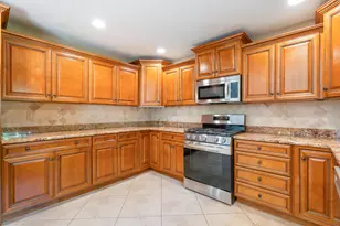 2251 Walker Dr, Valparaiso, IN 46385 - Photo 25