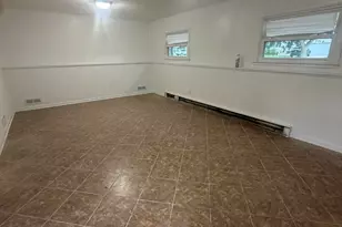 9205 Prairie Ave, Highland, IN 46322 - Photo 11