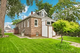 2256 White Oak Ave, Whiting, IN 46394 - Photo 31