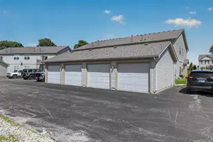1228 Primrose Ln, Schererville, IN 46375 - Photo 27