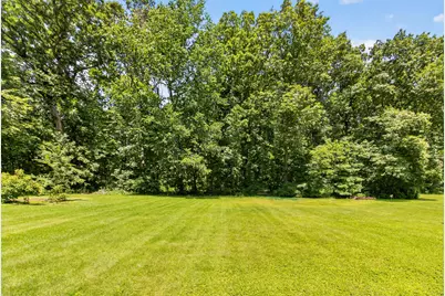 120 E Oak Hill Road, Chesterton, IN 46304 - Photo 7