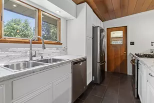 120 E Oak Hill Rd, Westchester Township, IN 46304 - Photo 29