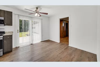 382 Stonehill Drive, Valparaiso, IN 46385 - Photo 5
