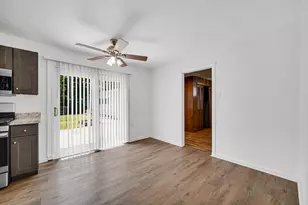382 Stone Hill Dr, Valparaiso, IN 46385 - Photo 5