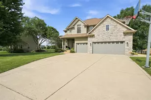 179 Palomino Ln, Valparaiso, IN 46383 - Photo 3