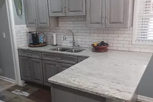 8246 Northcote Ave, Munster, IN 46321 - Photo 15