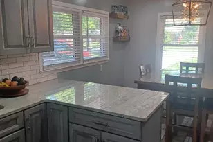 8246 Northcote Ave, Munster, IN 46321 - Photo 13