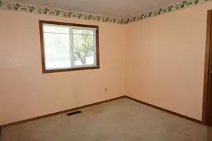 784 Governor Rd, Valparaiso, IN 46385 - Photo 19