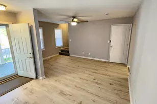 912 Sibley St, Hammond, IN 46320 - Photo 5
