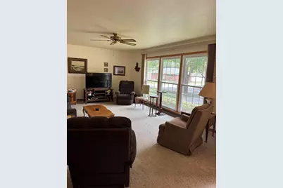 16 W Cleveland Avenue, Hobart, IN 46342 - Photo 3