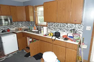 3445 Parkside Ave, Lake Station, IN 46405 - Photo 5