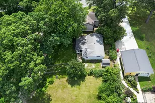 6351 S State Rd 10, Knox, IN 46534 - Photo 11