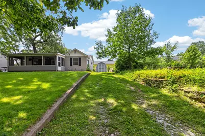 6351 S State Road 10, Knox, IN 46534 - Photo 15
