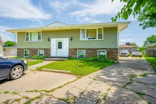 5107 W 77th Ct, Schererville, IN 46375 - Photo 11