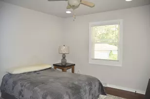6643 E Tennessee Ave, Hammond, IN 46323 - Photo 17