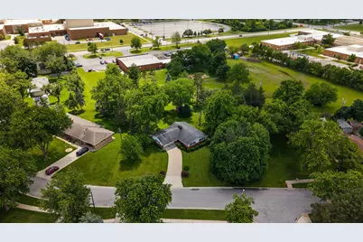419 Hemlock Lane, Crown Point, IN 46307 - Photo 5