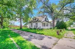 273 W High St, Wheatfield, IN 46392 - Photo 15