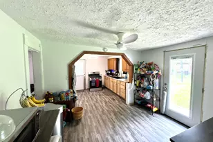 501 S Pearl St, Knox, IN 46534 - Photo 7
