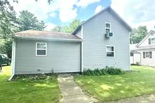 501 S Pearl St, Knox, IN 46534 - Photo 1