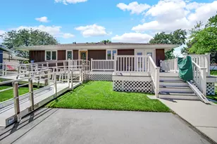 9301 Southmoor Ave, Highland, IN 46322 - Photo 19
