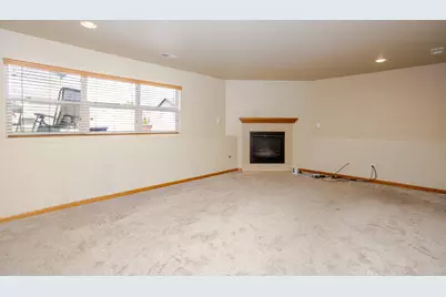 2500 W 86th Avenue, Merrillville, IN 46410 - Photo 9